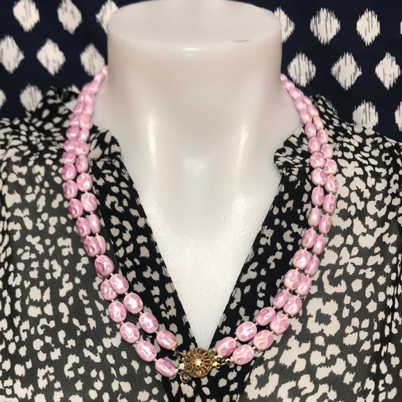 Vintage Purple Plastic Costume jewelry Necklace - Picture 5 of 6